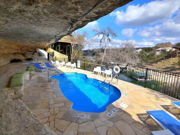 Peaceful Lakeview Treehouse near golfing, Austin/San Antonio [#18 Yucca] - Image 2