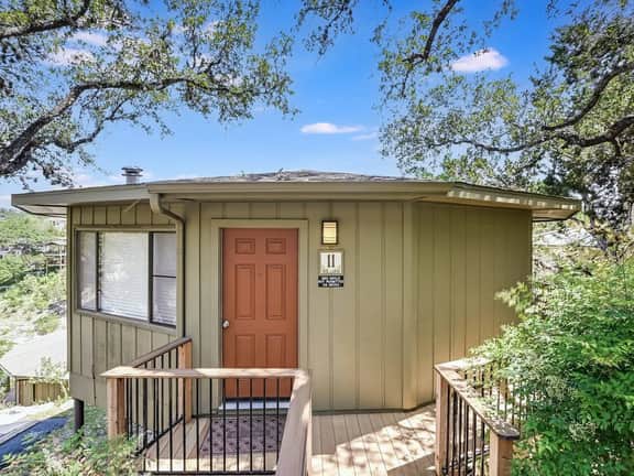 Romantic Treehouse Escape on Lake Travis, Hot Tub [#11 Engelman`s Daisy] - Image 2