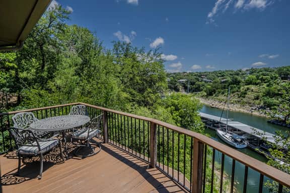 Waterside Escape near golf courses with Pool & Hot Tub [# 2 Golden Rod] - Image 3